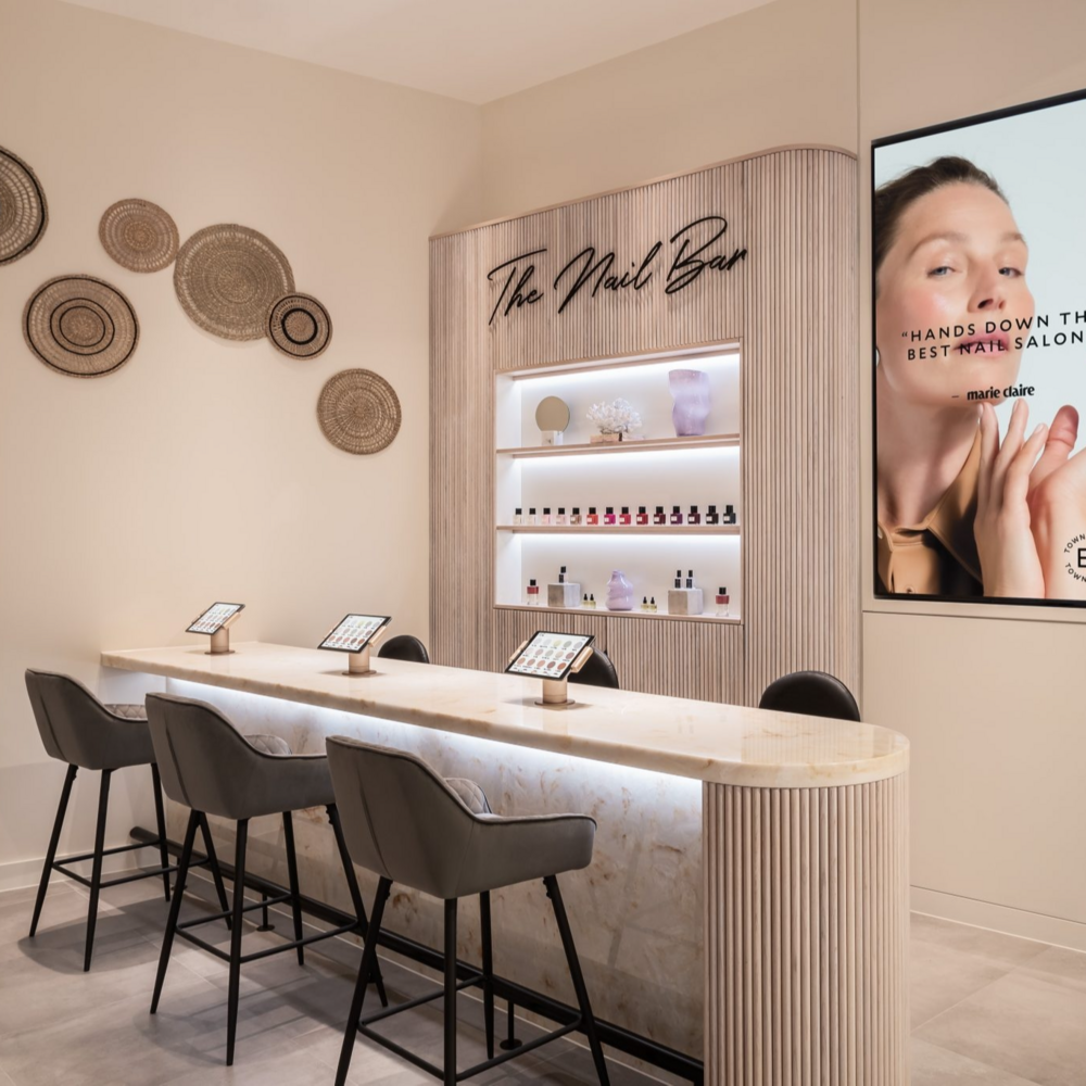 Morandi Beige Nagelstudio Beauty Store Custom Schränke