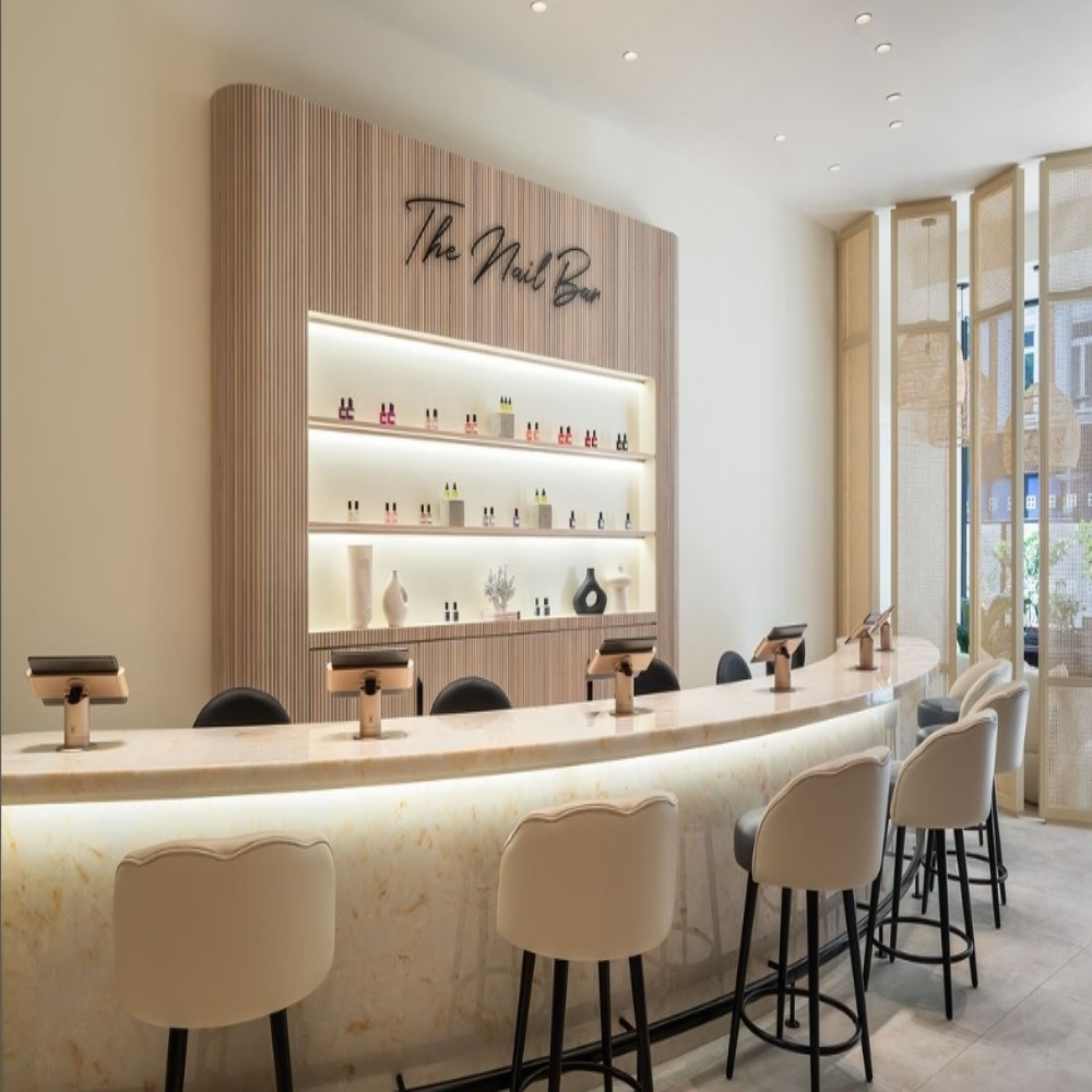 Morandi Beige Nagelstudio Beauty Store Custom Schränke