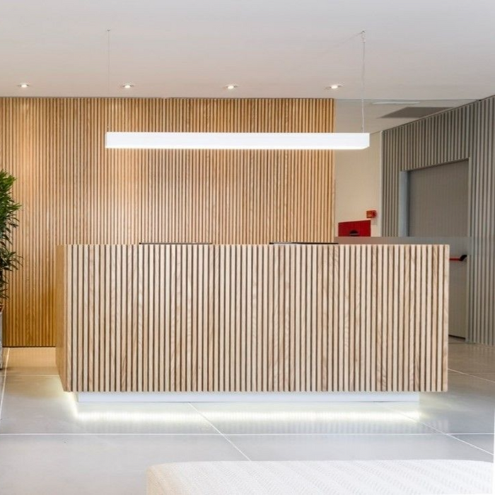 Key Elements of a High-End Lobby Reception Desk